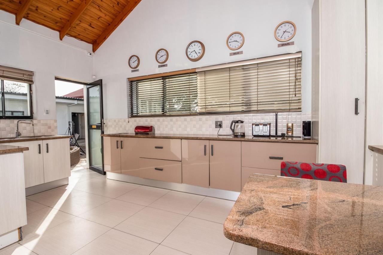 Cashmere Suites Port Elizabeth Esterno foto